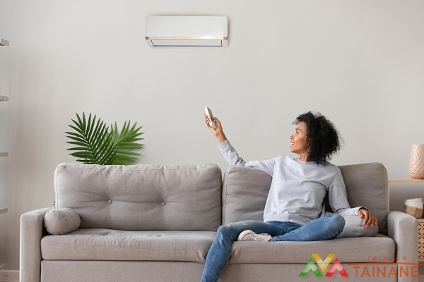 Máy lạnh vẫn chạy nhưng không mở cánh